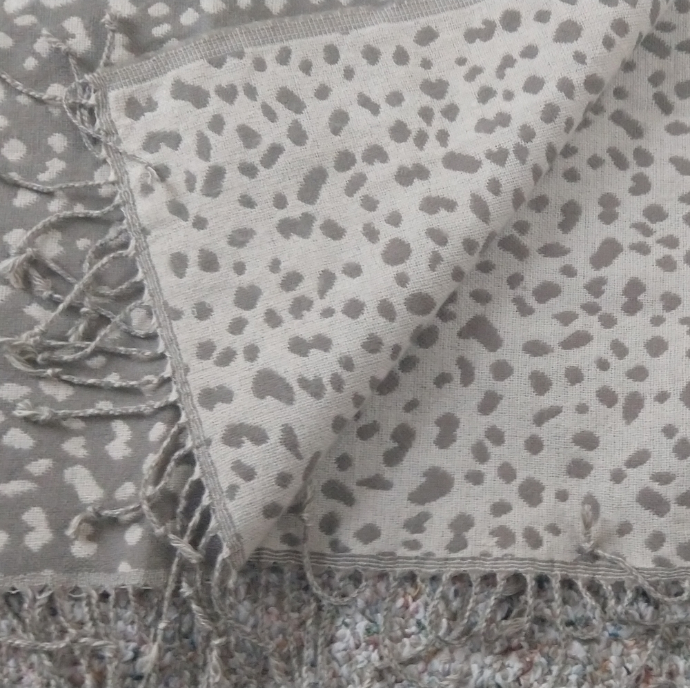 Banana republic cheetah print scarf